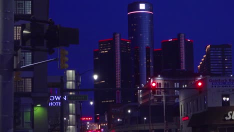 The-city-of-Detroit-Michigan-with-GM-tower-at-night-1