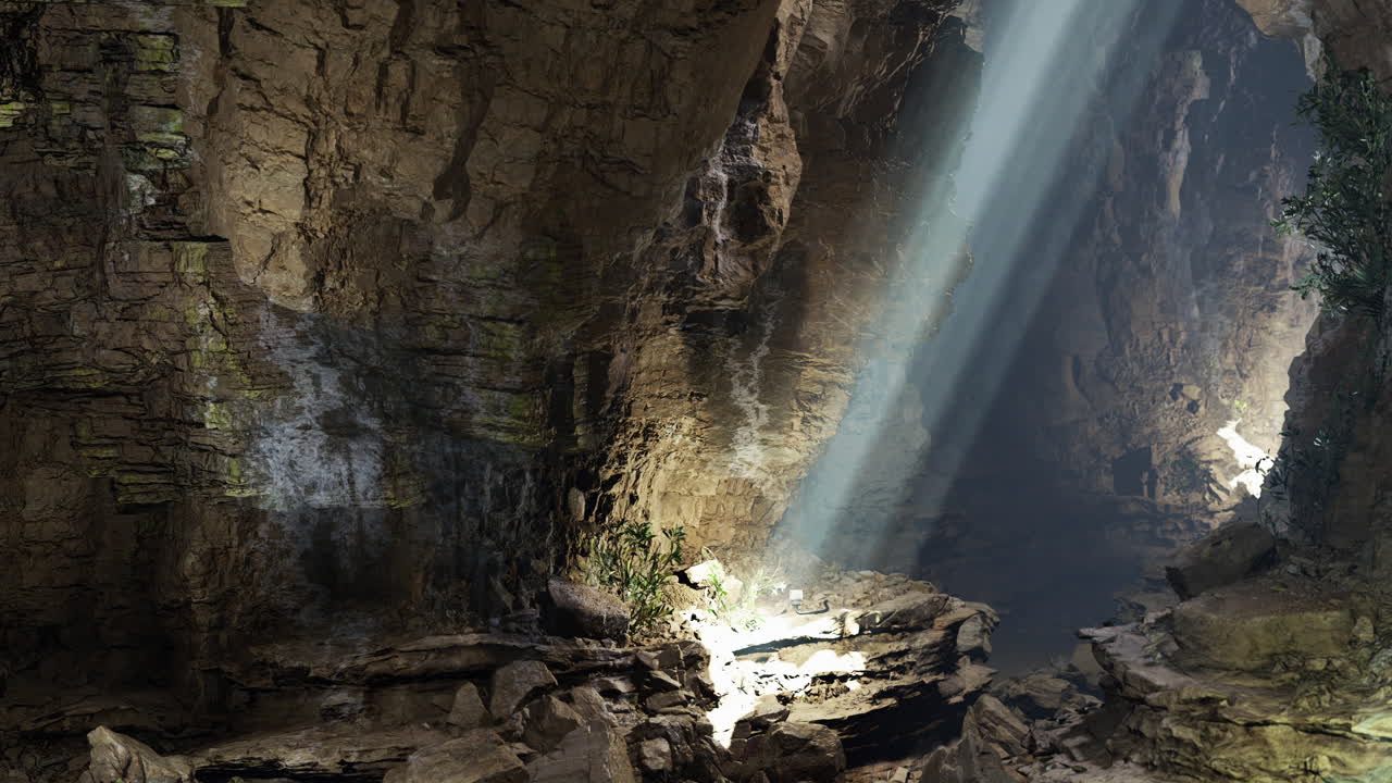 Luce naturale che illumina un'ambientazione serena in una grotta con bordi lussureggianti.