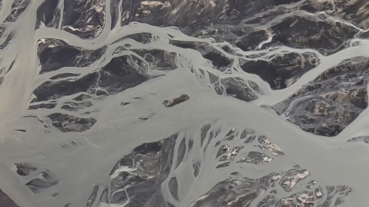 Modelli di fiumi glaciali in Islanda