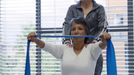 Physiotherapie-Sitzung-In-Einem-Krankenhaus