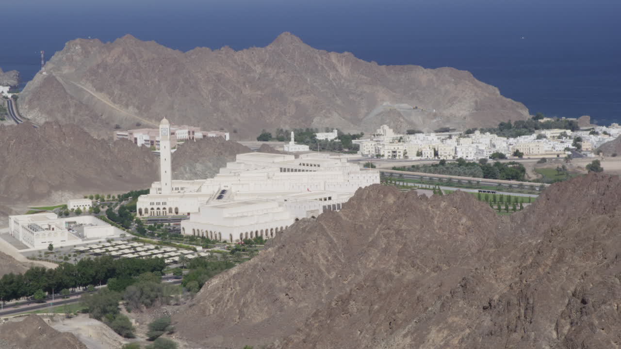 Muscat, Oman, the Al Hajar Mountains and the Gulf of Oman, wide shot