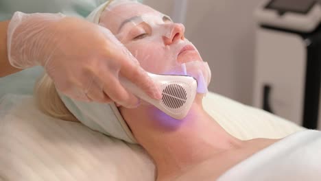 phonophoresis face procedure in the modern cosmetology clinic