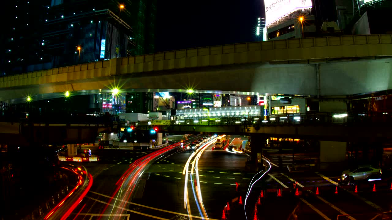 시부야 역 근처 교차로 야간 스 와이드