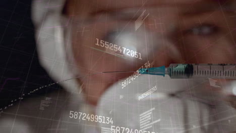 animación del procesamiento de datos sobre el científico caucásico con la vacuna