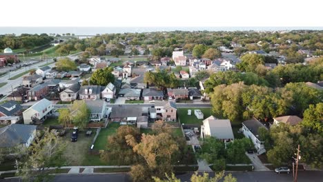 flight-towards-the-lake-in-new-orleans