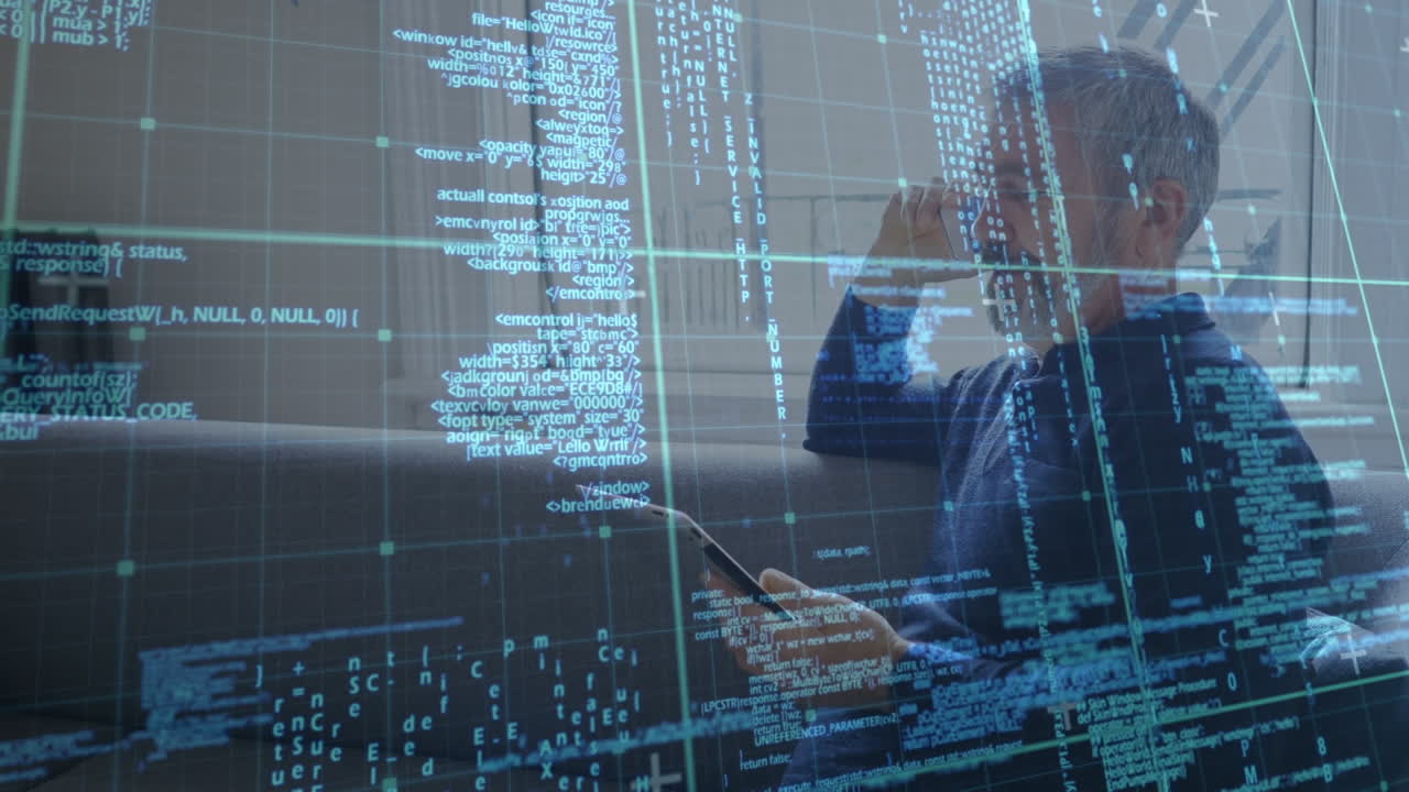 animación del procesamiento de datos sobre un hombre caucásico usando un teléfono inteligente