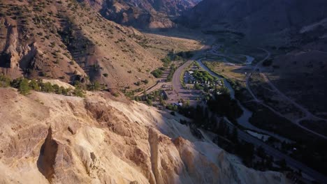 Big-Rock-Candy-Mountain-En-El-Condado-De-Sevier,-Utah,-A-Lo-Largo-De-La-Autopista-89