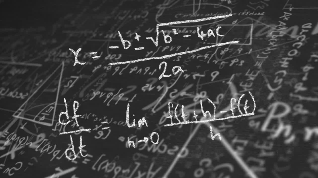 animación del procesamiento de datos matemáticos sobre un fondo negro