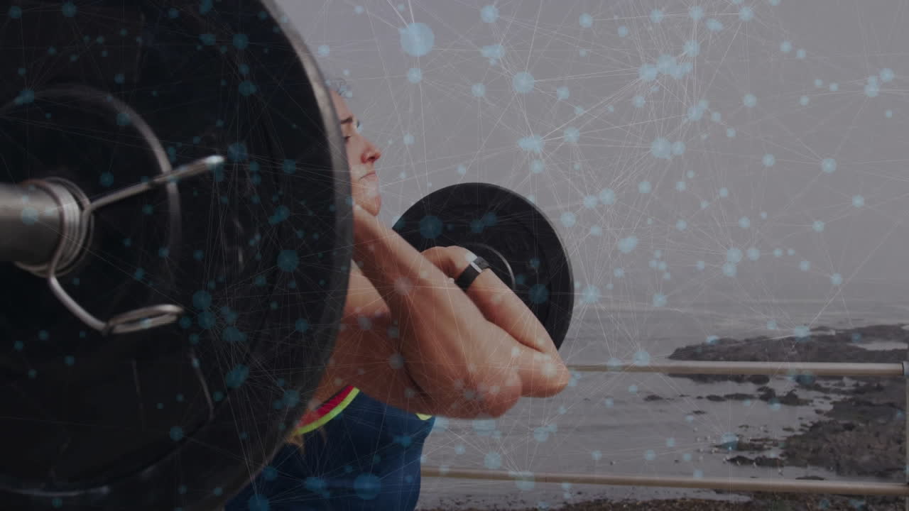 levantamiento de pesas, mujer haciendo ejercicio a través de conexiones de red animación