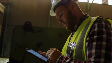 male worker using digital tablet 4k