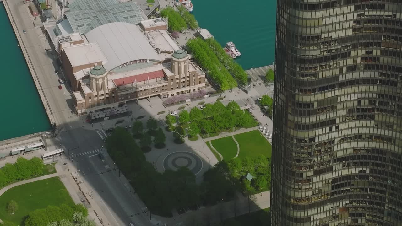 Aerial view of Chicago's urban landscape with green spaces and buildings