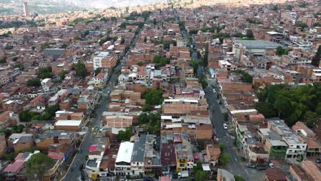 vista aérea de una comuna o fabella en américa latina o américa del sur