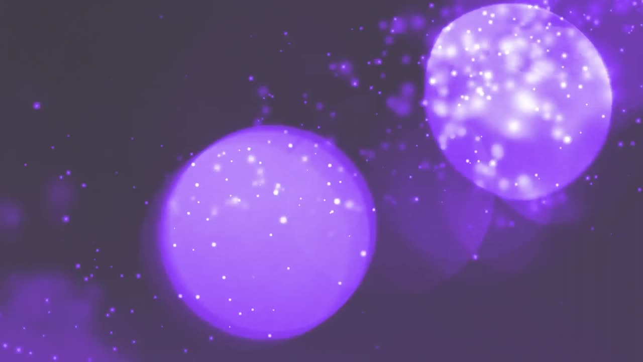 판매 텍스트와 추상적인 모양의 디지털 애니메이션은 검은 바탕에 반 ⁇ 이는 입자에 대항합니다.