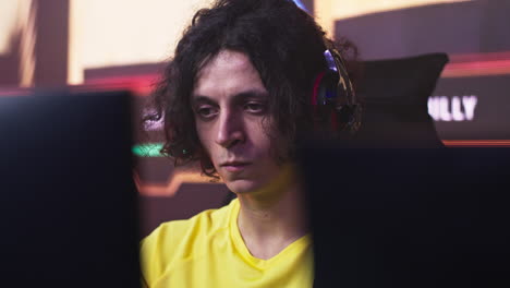 esports gamer