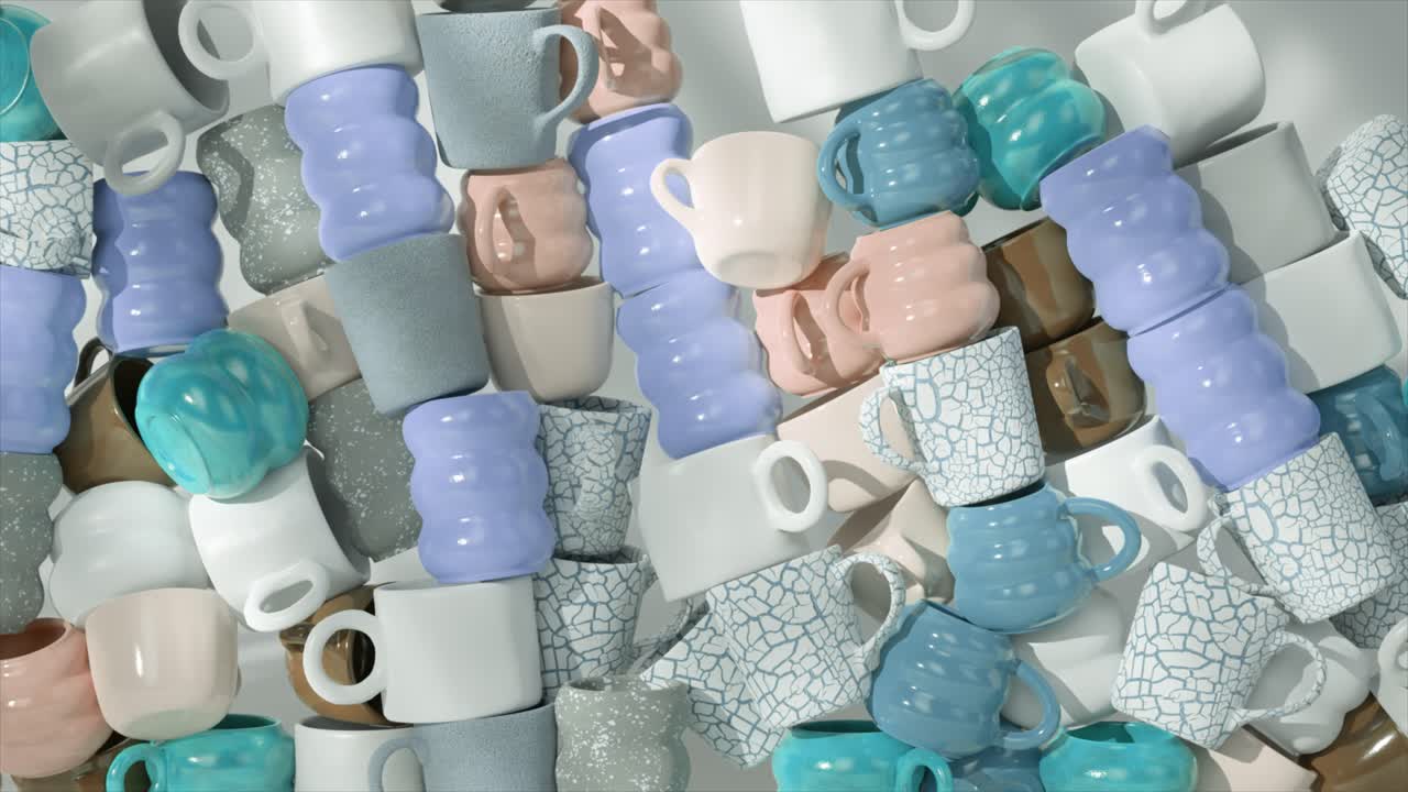 다채로운 컵들이 쌓여 있습니다.