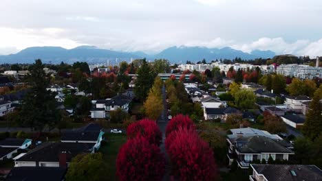 Drohnenaufnahme-Der-Skyline-Von-Vancouver,-Kanada-–-Goldy