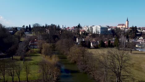 View-over-deserted-town-with-imposing-church-in-Waldviertel,-Austria