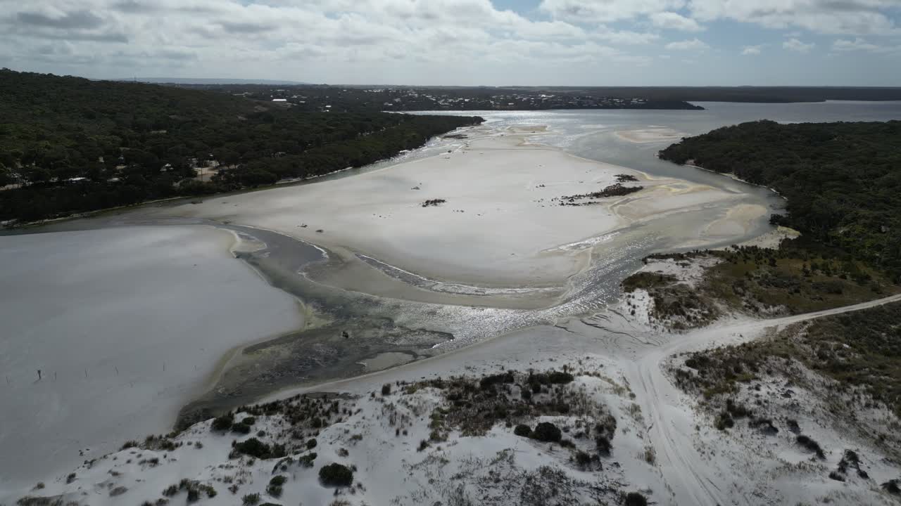 devil creek boca cerca de la playa de la bahía de bremer, australia occidental