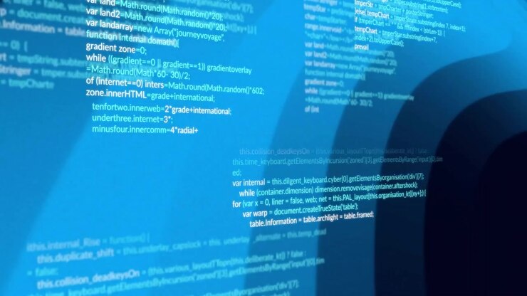 Bloco de código estilo JavaScript sendo animado sobre trechos ciano-esverdeados contra um gradiente azul curvo