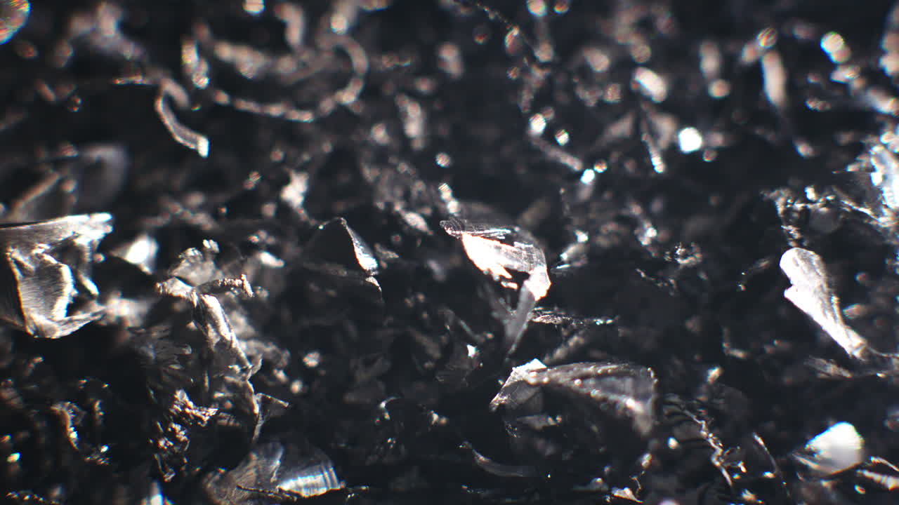 Silver metal erratic movement