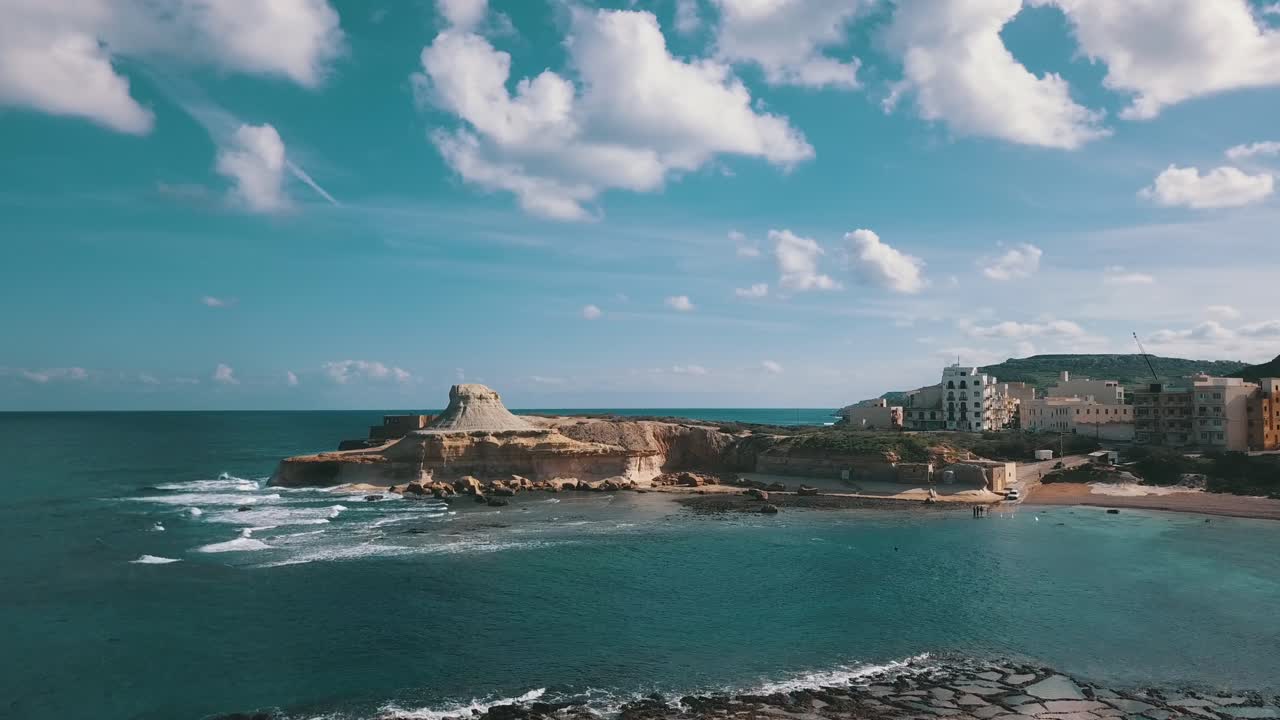 qolla l-bajda 배터리를 향한 비행