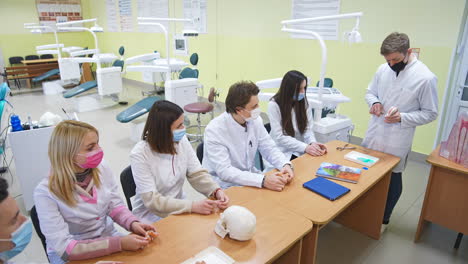 dental students in classroom