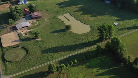 Drone-footage-of-a-horse-farm