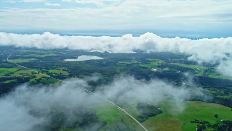 paisaje aéreo de nubes, cautivadoras vistas del paisaje. captura por drones