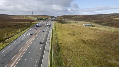 Cumbre-De-La-Autopista-M62,-La-Autopista-Más-Alta-De-Inglaterra,-Yorkshire