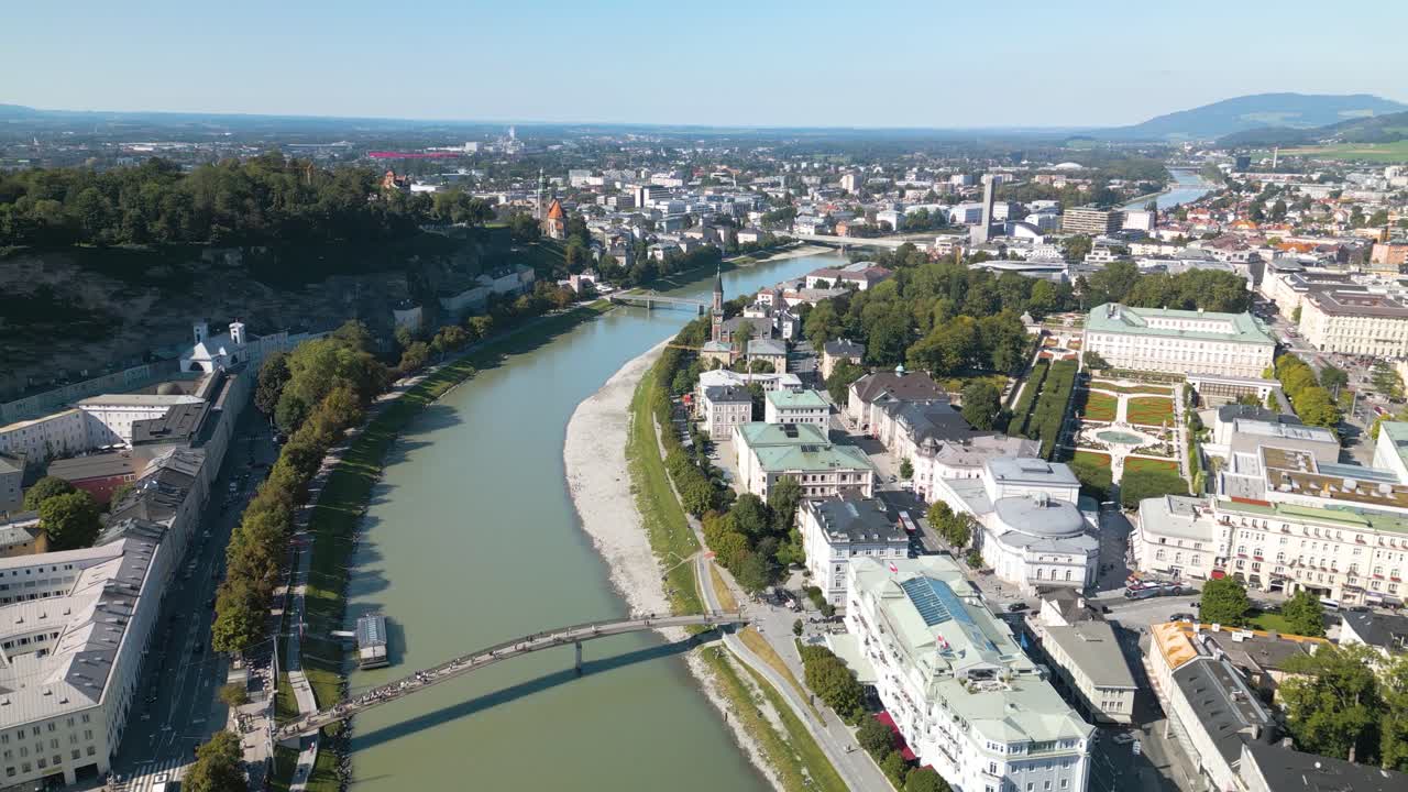 el río salzach, el palacio y los jardines de mirabell - hermosa vista aérea
