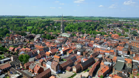 disfrute de las vistas aéreas del histórico louth, incluido st