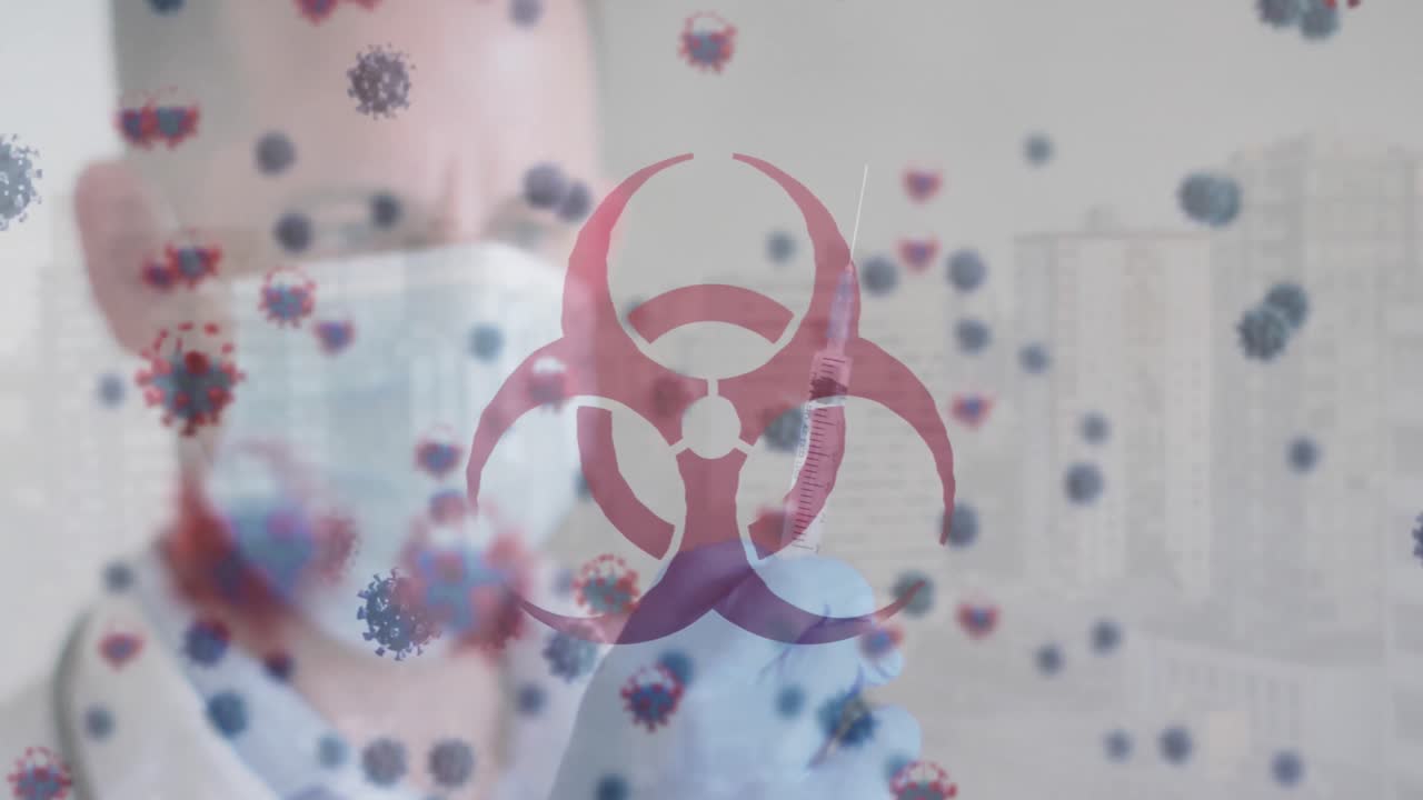 animación de células virales y peligro biológico sobre médico caucásico con máscara facial sosteniendo una jeringa