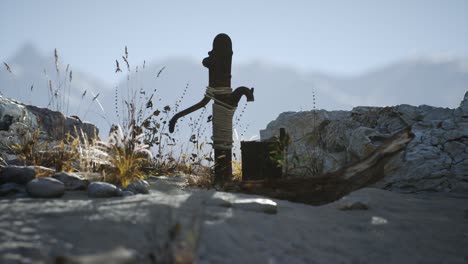 retro-rust-hand-water-pump