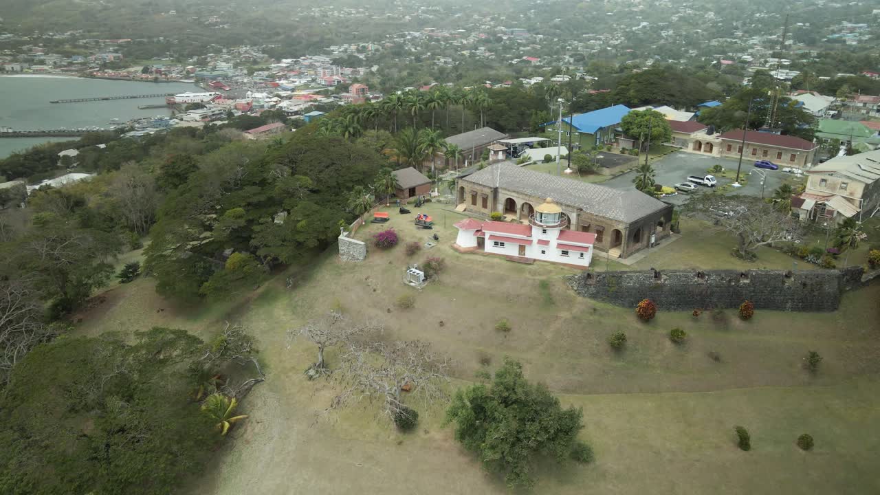 construido por los británicos en la década de 1770 y nombrado en honor del rey jorge iii, que gobernó desde 1760 hasta 1820