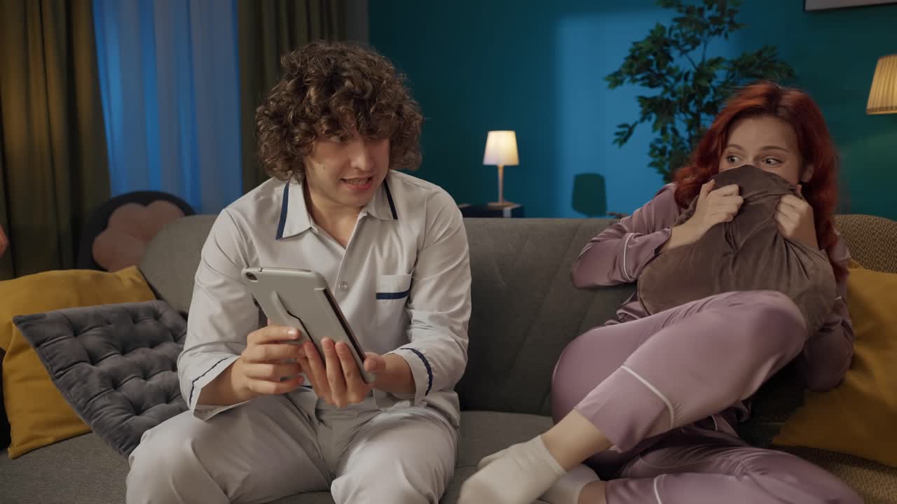 Couple Reacts to Tablet Content