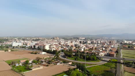 Antenne:-Katalanische-Stadt-In-Der-Provinz-Lleida.-Balaguer