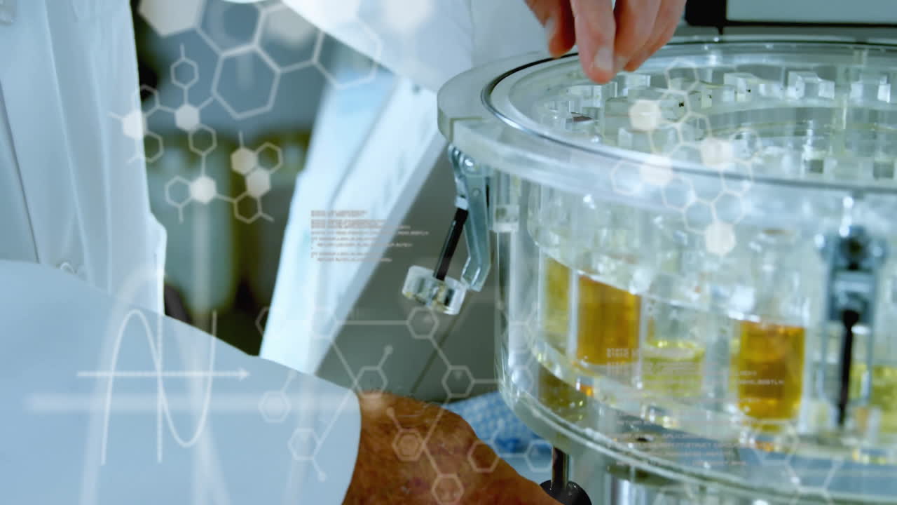 데이터 처리 및 화학 공식의 애니메이션 백인 과학자가 실험실에서 실험을 수행합니다.