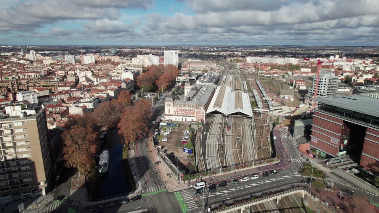 Gare Matabieu, Toulouse Train Station, 4K aerial skyline