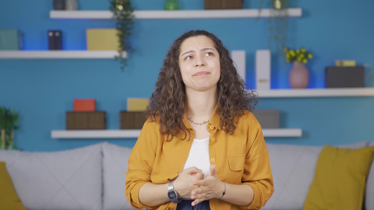 She's a young woman with a fussy and time pressure.