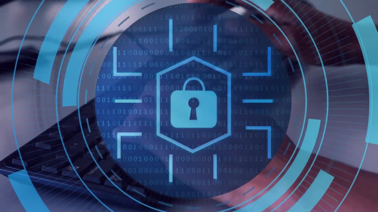 animación de un candado digital en círculos sobre las manos de un hombre caucásico escribiendo en una computadora portátil.