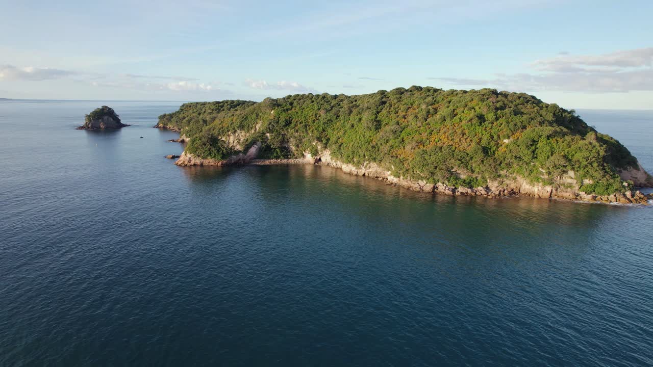 Взгляд с воздуха на остров