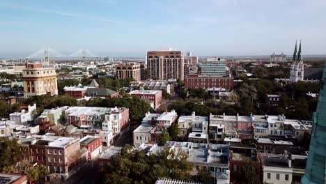 Savannah-Georgia-Steeple-Flyover,-Savannah-Ga-in-4k