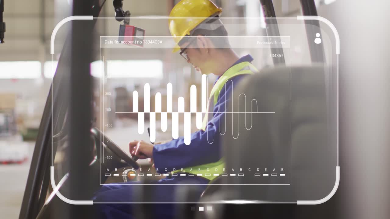 창고에서 일하는 아시아인 남성의 화면에서 데이터 처리 애니메이션