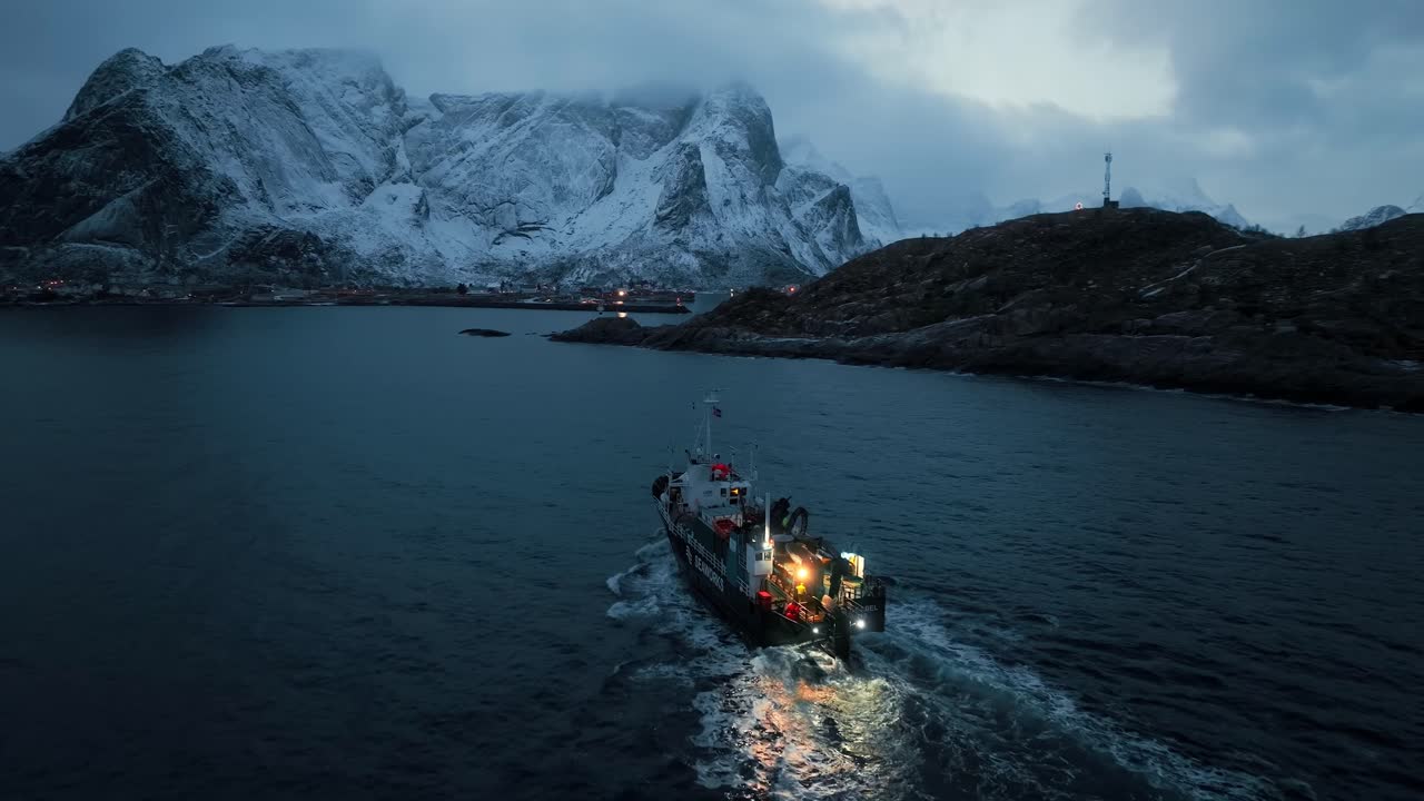 로포텐 섬의 공중 풍경 - 겨울의 아름다운 풍경