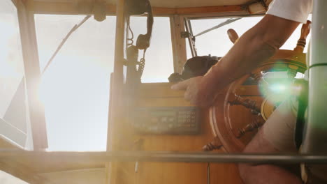 Boat-Steering-Wheel-and-Sun-Flare