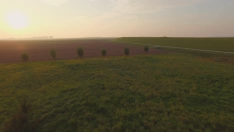 Antenne:-Deiche-Und-Küstenlinie-Der-Oosterschelde,-Niederlande