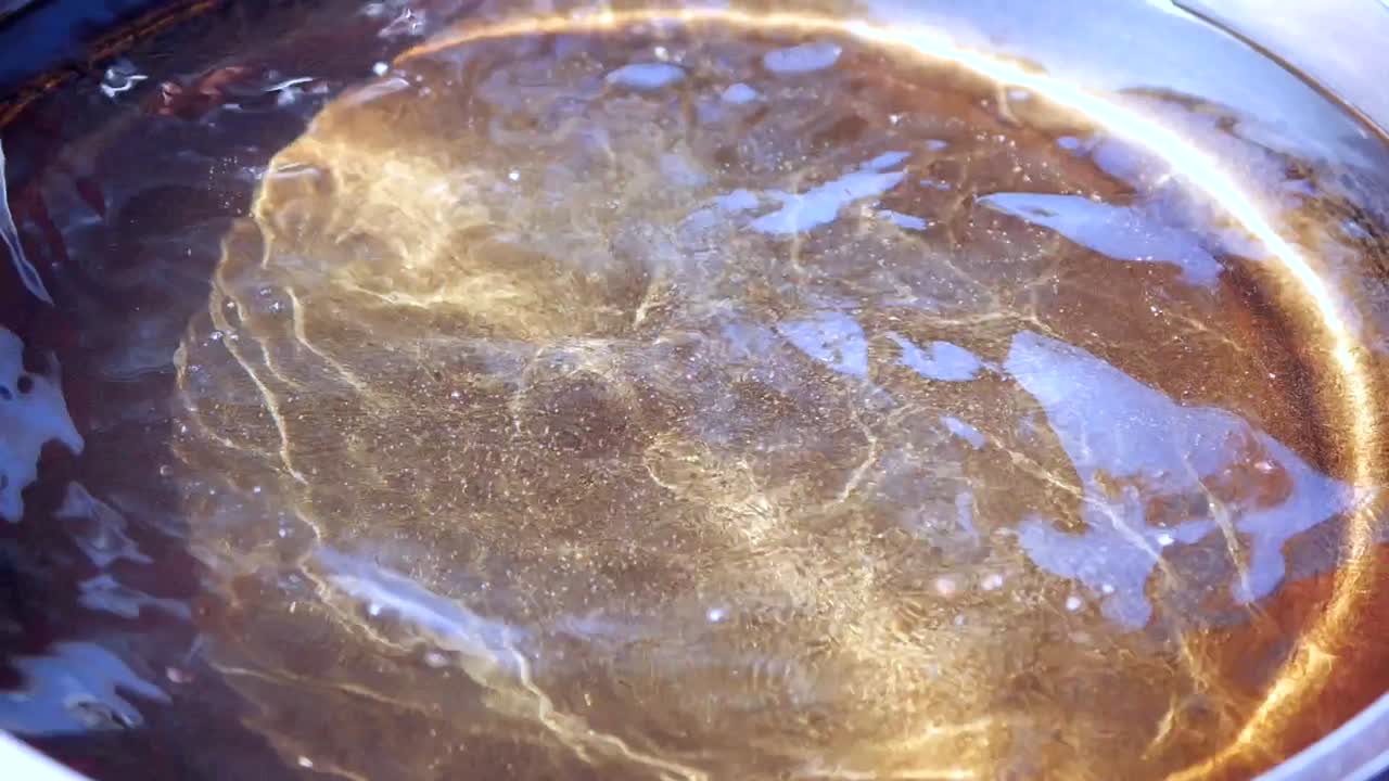 에 는 뜨거운 기름의 근접