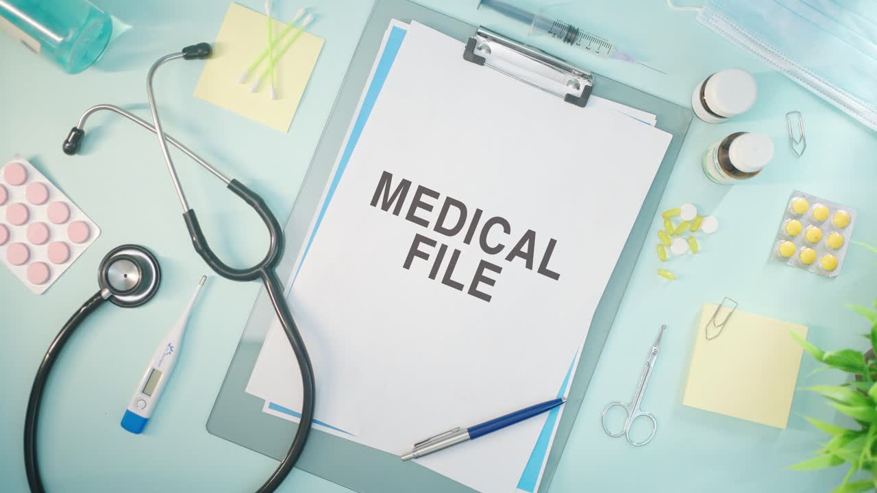 MEDICAL FILE WRITTEN ON MEDICAL PAPER