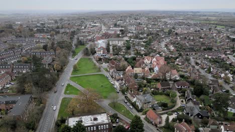 Epping-Town-Essex-Imágenes-Aéreas-4k-Zángano-Creciente