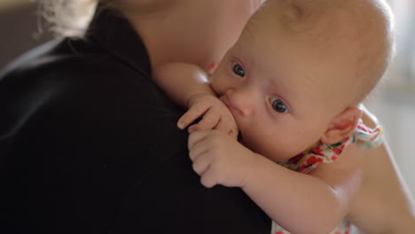 Mum-with-and-baby-daughter-in-arms